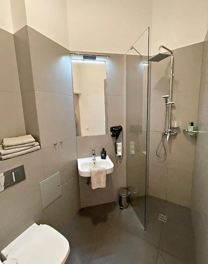 Wroclaw City Apartments 0*,