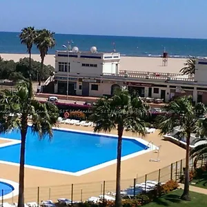 https://precioso-apartamento-en-primera-lnea-de-playa.es-andalucia.com